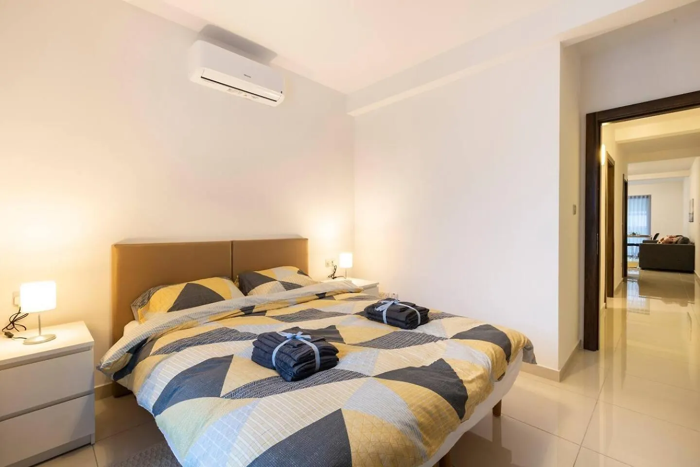 Beautiful Modern Central 2Br Apt Ta Xbiex 0*,  Malta